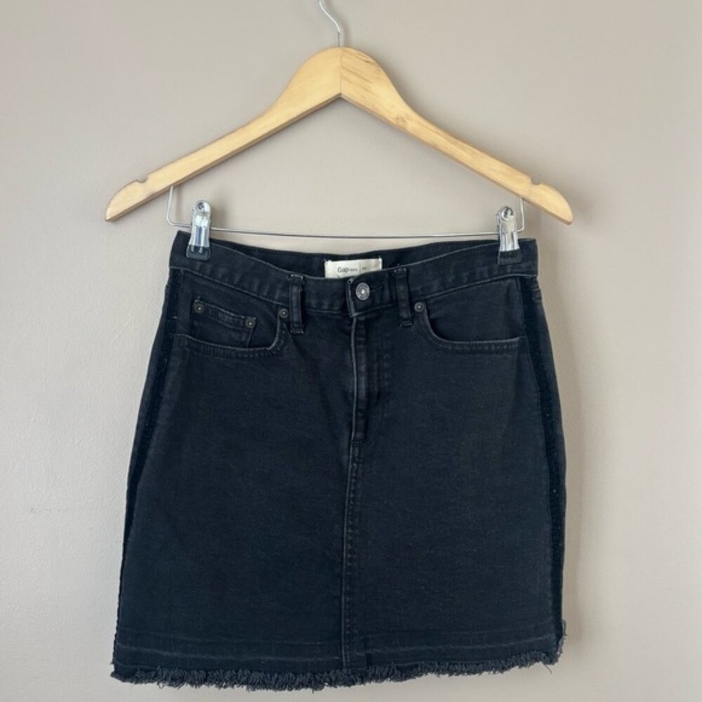 GAP Black Denim Skirt Casual